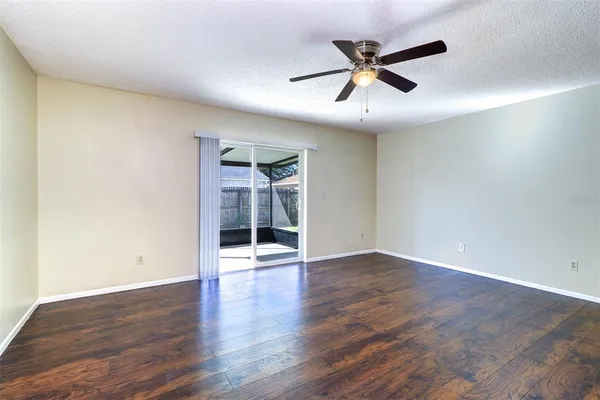 $2,395 | 1915 Saginaw Court, Oldsmar, FL 34677