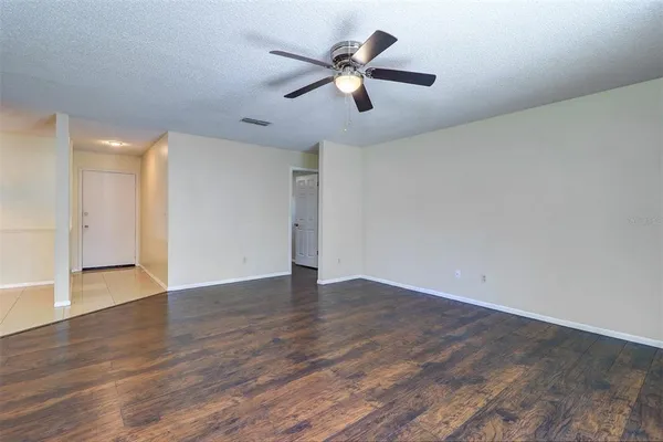 $2,395 | 1915 Saginaw Court, Oldsmar, FL 34677