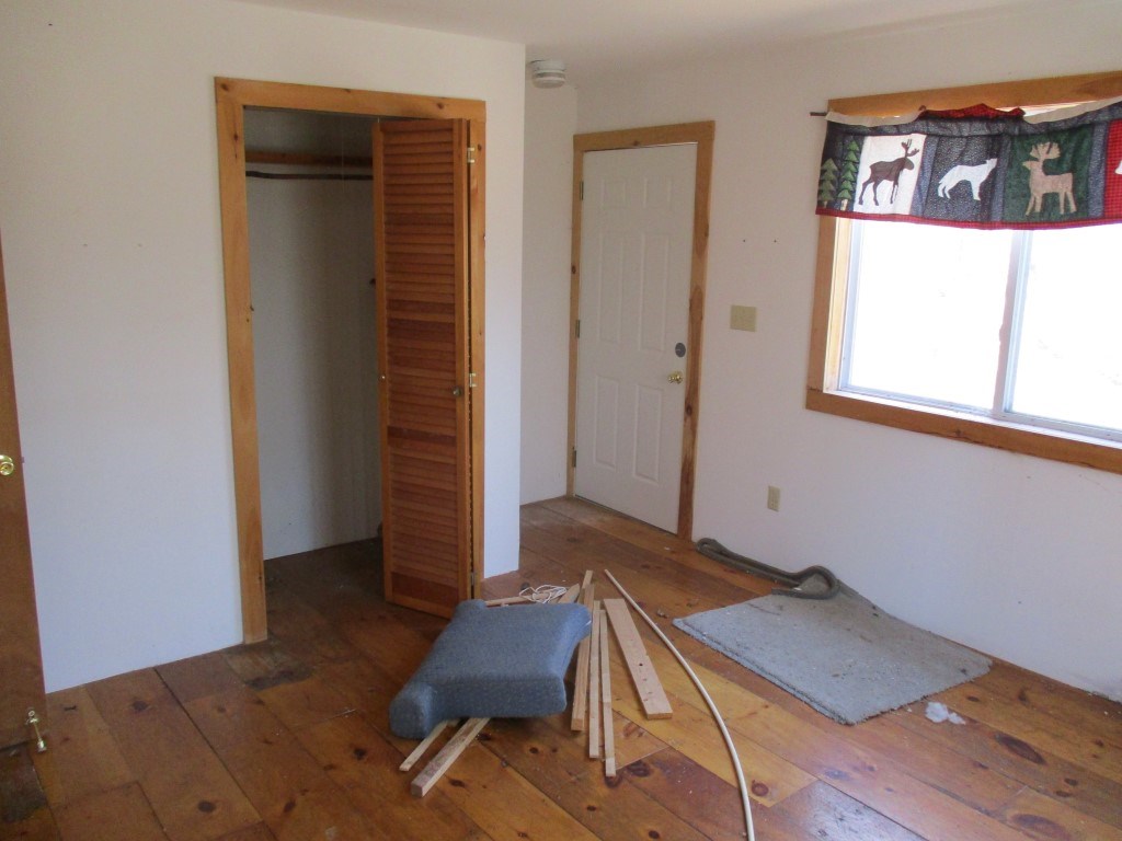 2904 Duck Pond Road Barton, VT 05822 - Photo 9 of 12