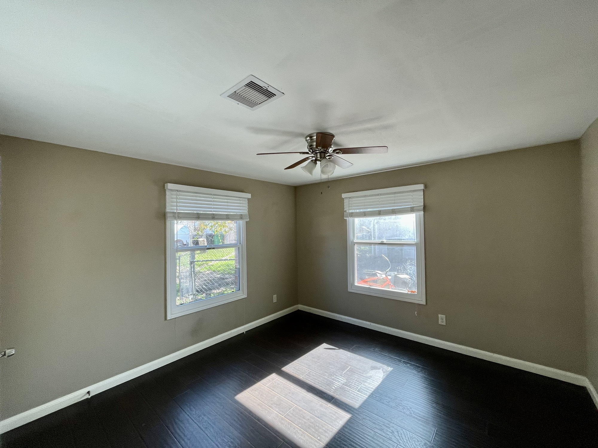 206 Frawley Street Houston, TX 77009 - Photo 2 of 21