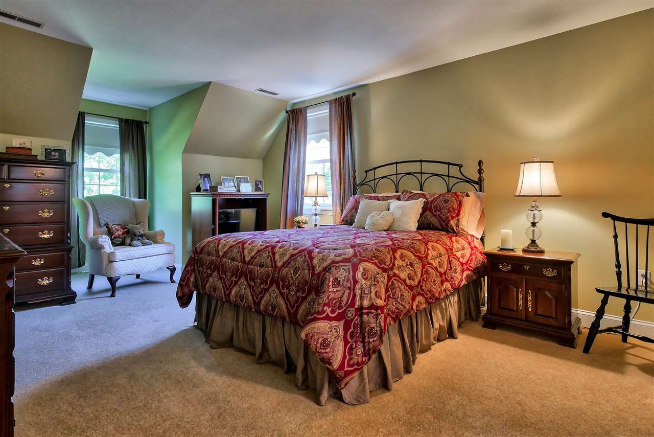 183 Pine Hill Road Hollis, NH 03049 - Photo 22 of 37