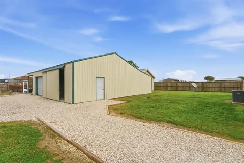 $499,000 | 17420 Kyle Road, Welsh, LA 70591