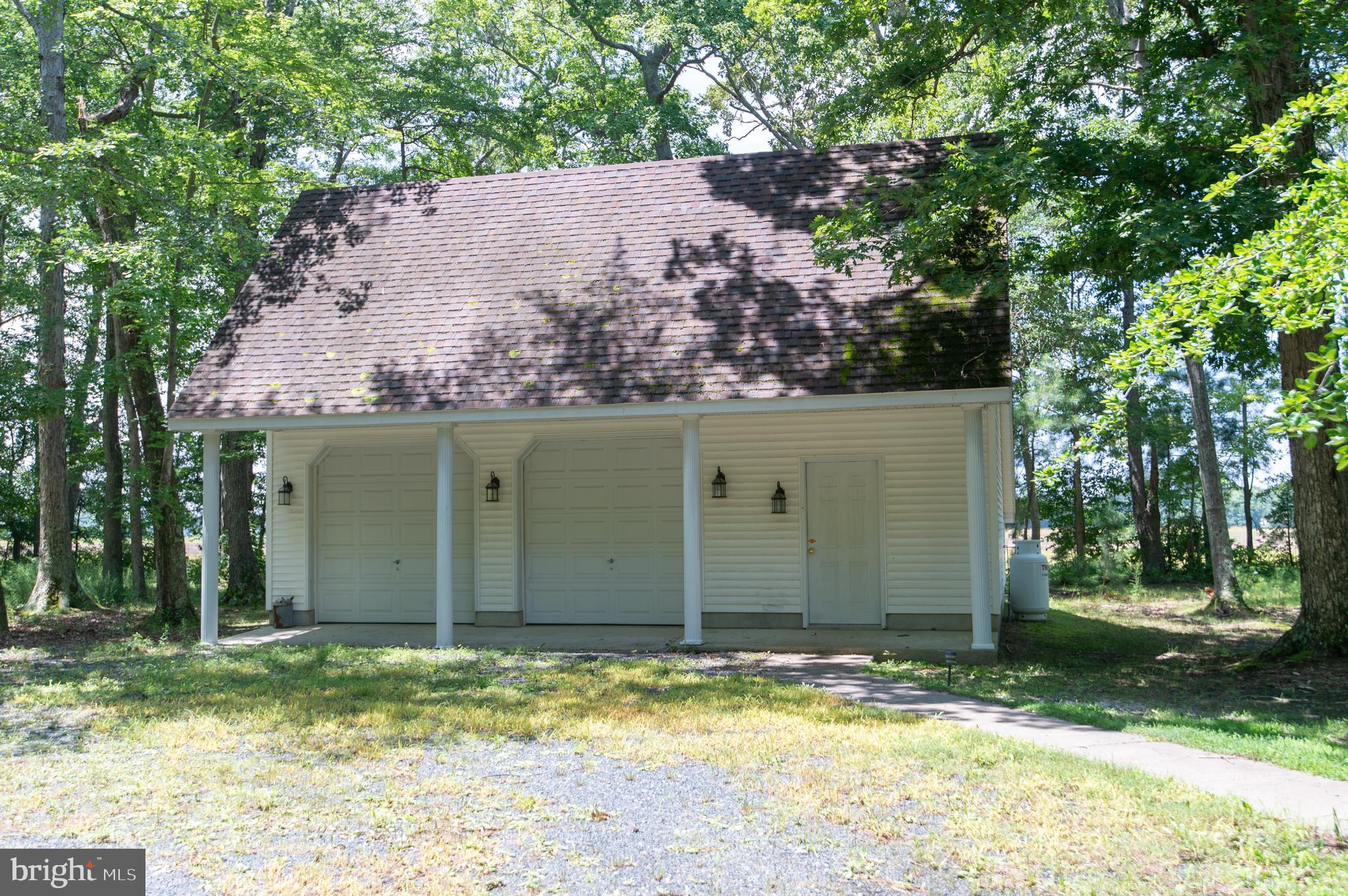 2136 Silver Goose Road Cambridge, MD 21613 - Photo 38 of 53 detached - 2 car garage