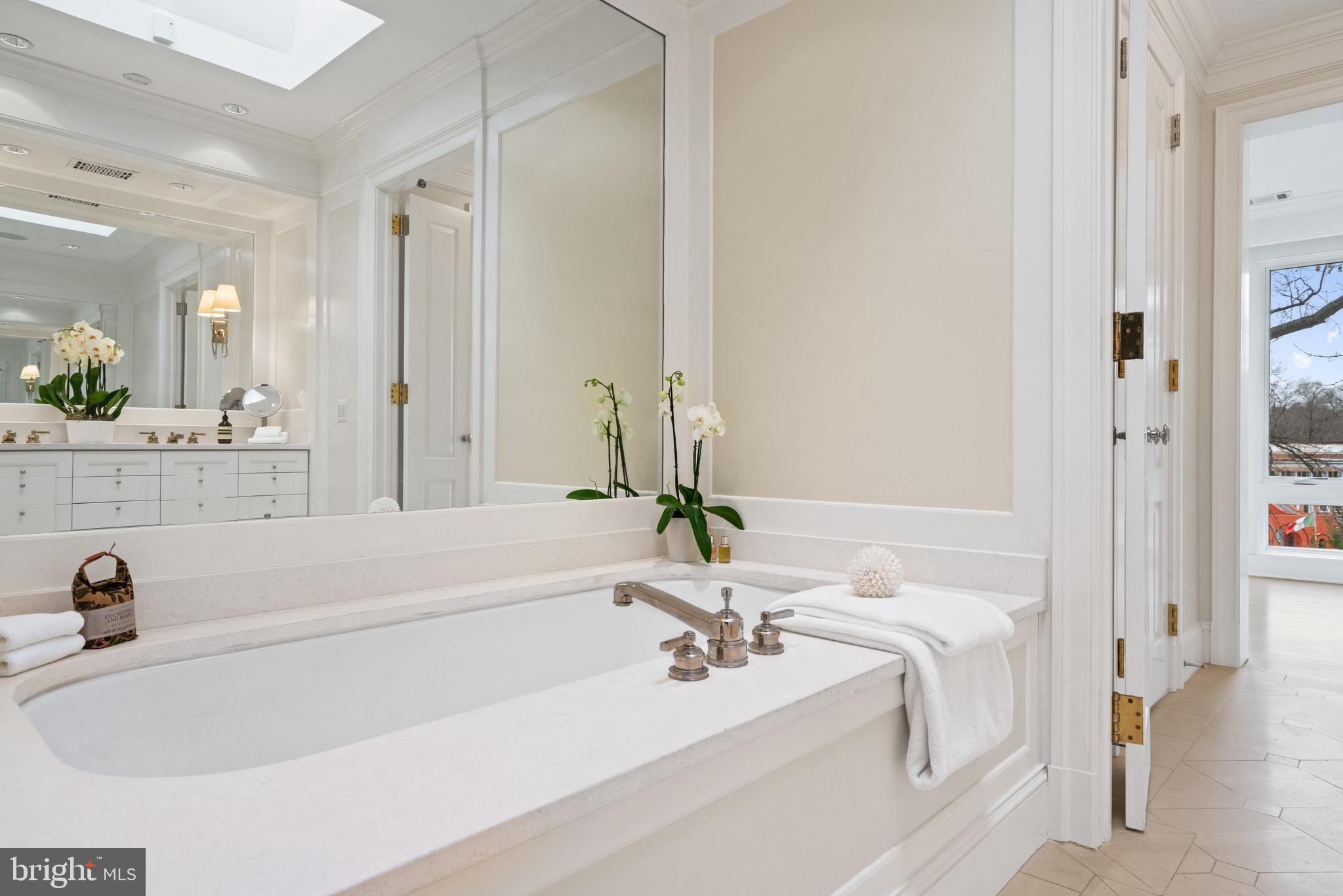 1806 24th Street Northwest Washington, DC 20008 - Photo 16 of 30