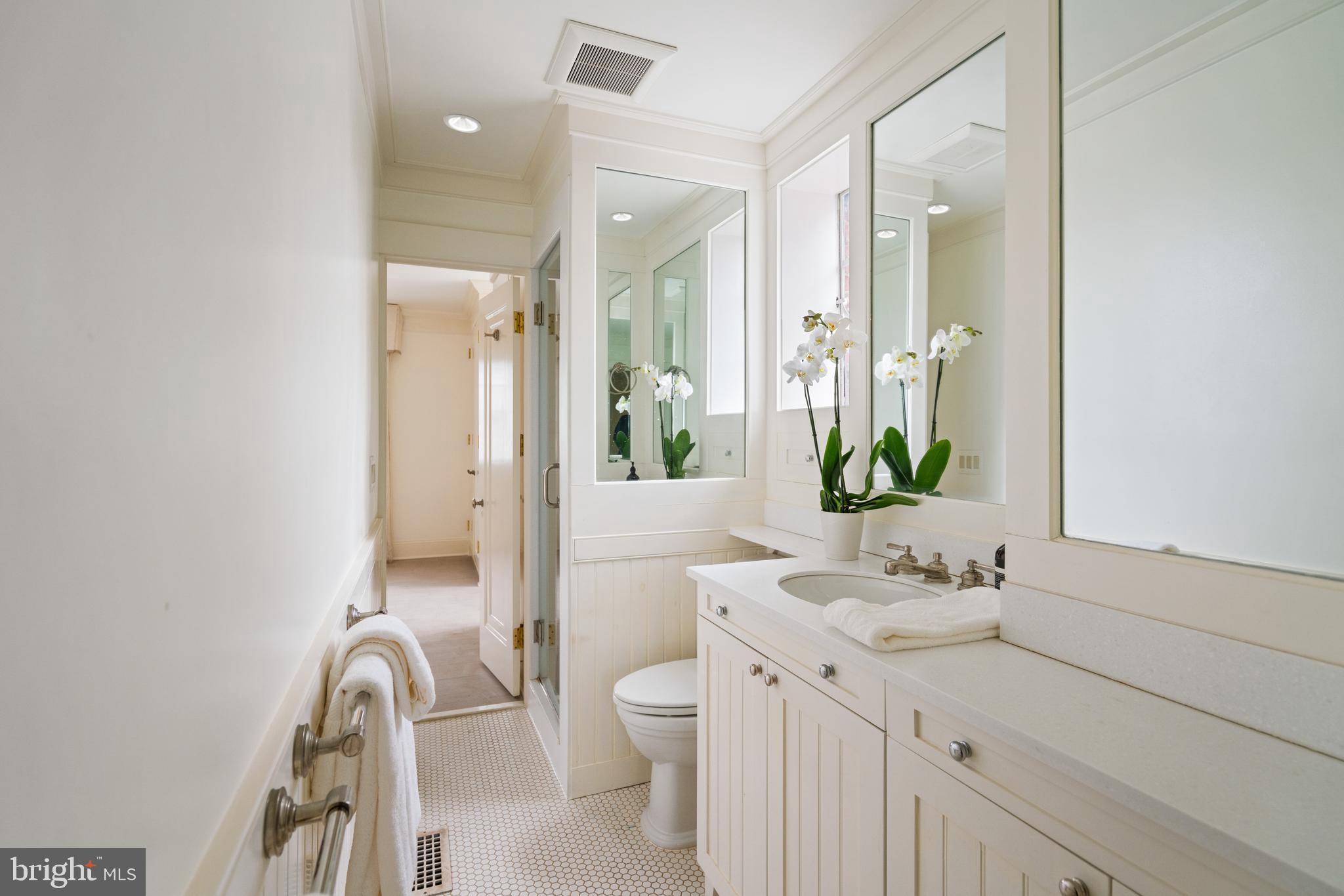 1806 24th Street Northwest Washington, DC 20008 - Photo 24 of 30