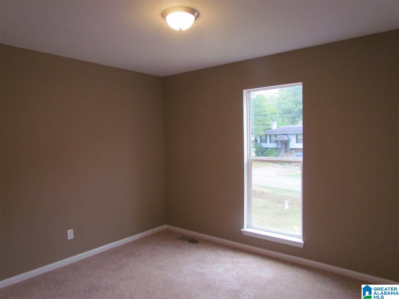 1738 Brewster Road Birmingham, AL 35235 - Photo 7 of 19