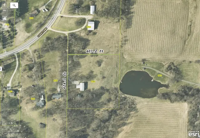 $590,000 | 9780 Courtland Drive Northeast, Rockford, MI 49341