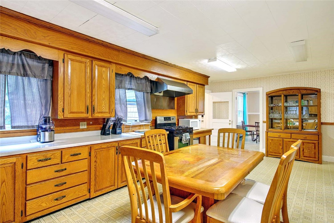 159 Earle Street Woonsocket, RI 02895 - Photo 14 of 45