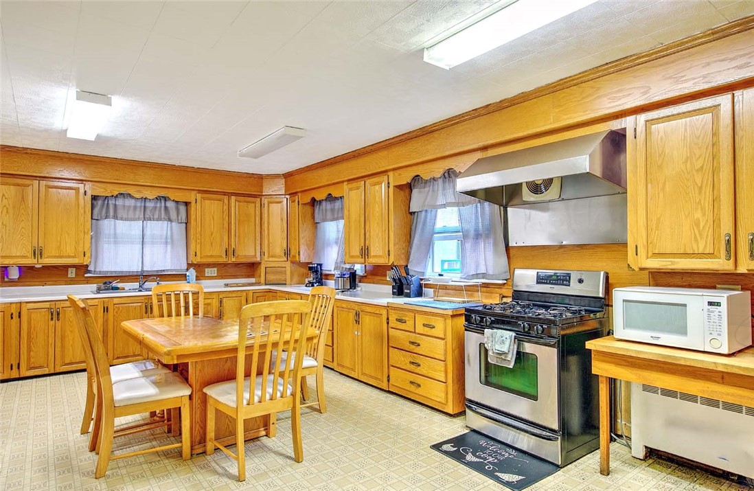 159 Earle Street Woonsocket, RI 02895 - Photo 15 of 45