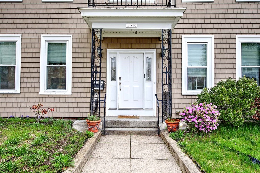 159 Earle Street Woonsocket, RI 02895 - Photo 8 of 45