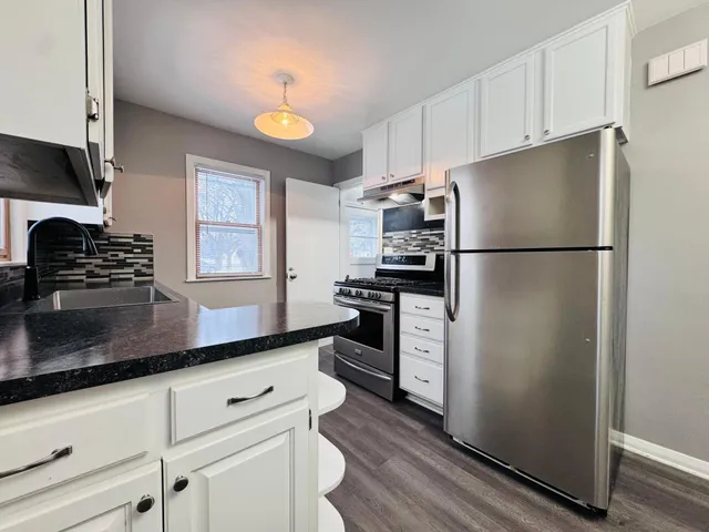 $314,900 | 6100 North Dupont Avenue, Brooklyn Center, MN 55430