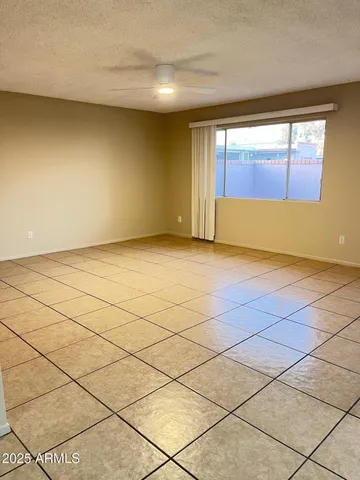 $1,400 | 6010 West Augusta Avenue, Glendale, AZ 85301