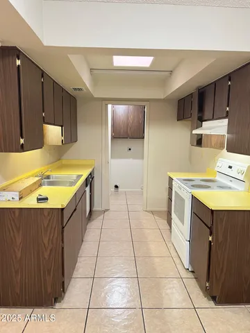 $1,400 | 6010 West Augusta Avenue, Glendale, AZ 85301