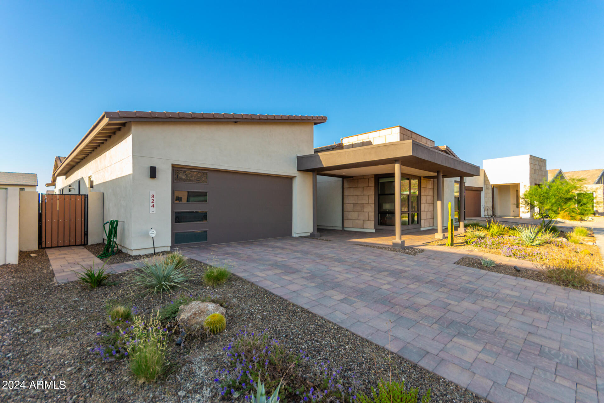 824 East Corral Road Phoenix, AZ 85042 - Photo 14 of 68 08-Corral