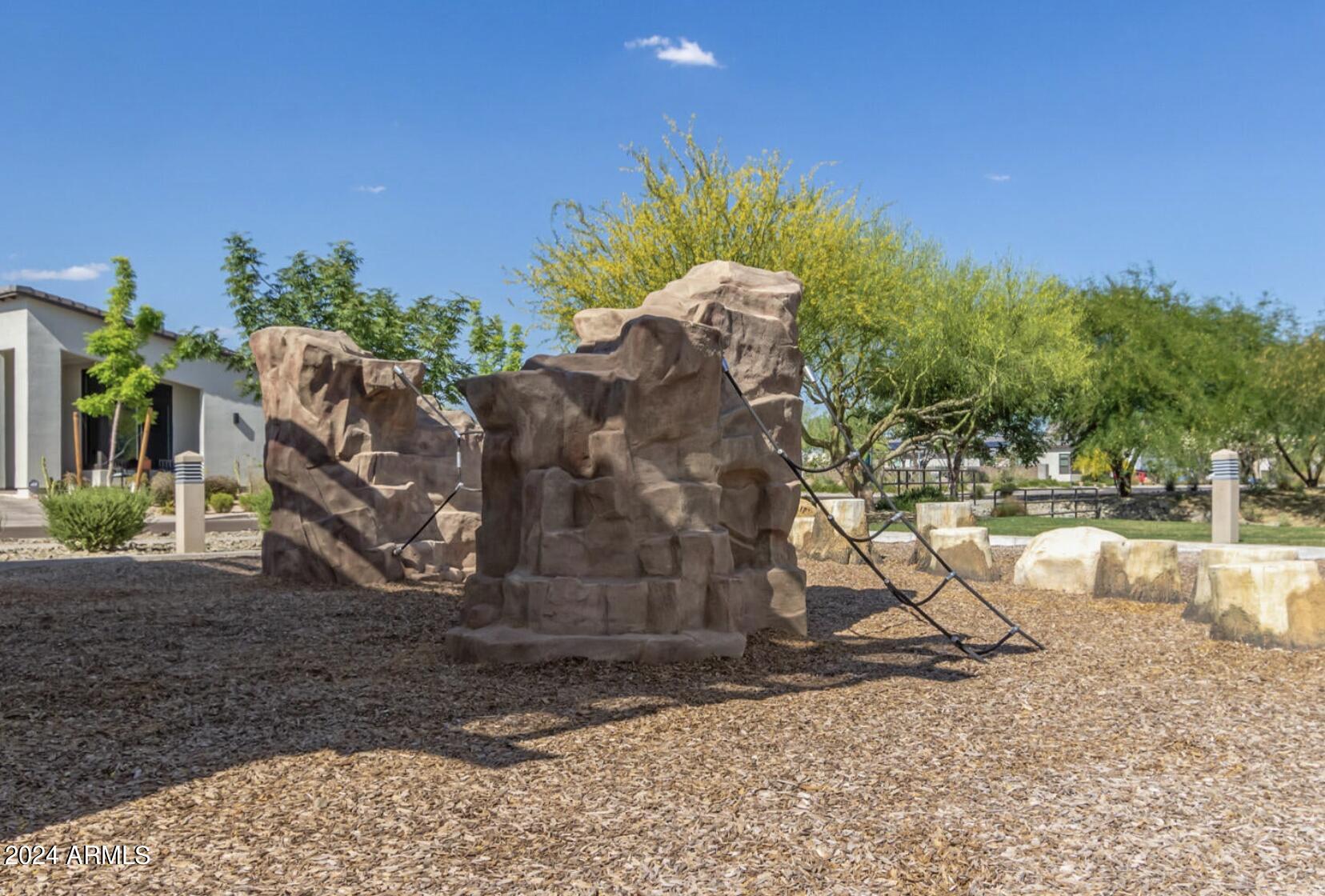 824 East Corral Road Phoenix, AZ 85042 - Photo 66 of 68 Community Facilities 7