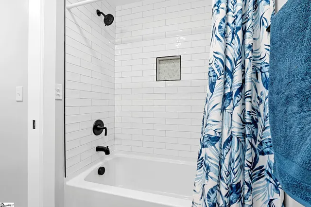 $550,000 | 124 Edwards Circle, Simpsonville, SC 29681