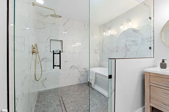 $550,000 | 124 Edwards Circle, Simpsonville, SC 29681