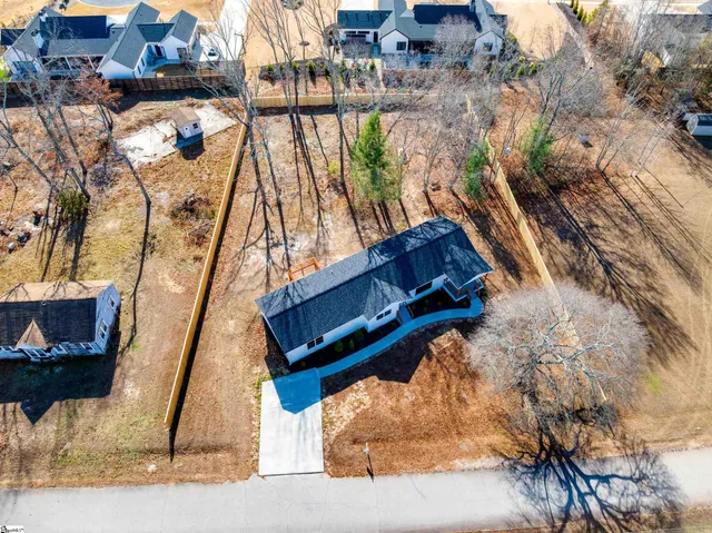 $550,000 | 124 Edwards Circle, Simpsonville, SC 29681