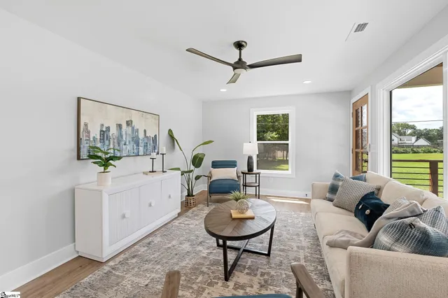 $550,000 | 124 Edwards Circle, Simpsonville, SC 29681