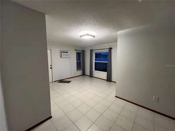 $1,300 | 3710 Wilkinson Road, Sarasota, FL 34233