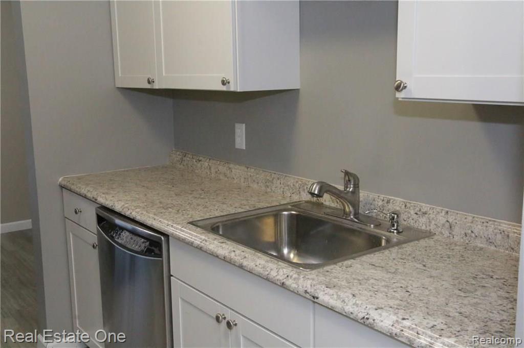 30060 Twelve Mile Road, Unit 86 Farmington, MI 48334 - Photo 9 of 25