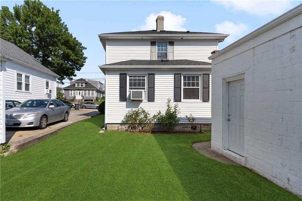 86 Metropolitan Road Providence, RI 02908 - Photo 5 of 22 Gallery Image 5