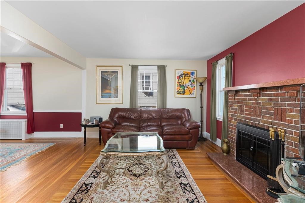 86 Metropolitan Road Providence, RI 02908 - Photo 9 of 22 Gallery Image 9