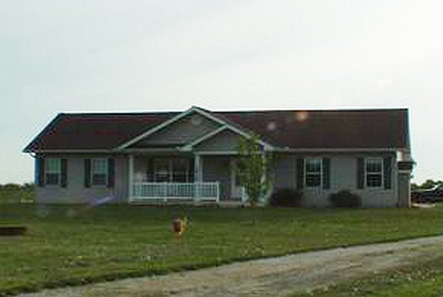 2715 South Zessin Road Trivoli, IL 61569 - Photo 1 of 9