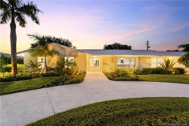 $995,000 | 1609 Northwest River Trail, Stuart, FL 34994