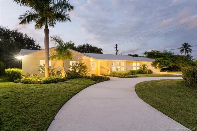 $995,000 | 1609 Northwest River Trail, Stuart, FL 34994