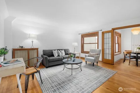 $318,000 | 519 West Roy Street, Unit 413, Seattle, WA 98119