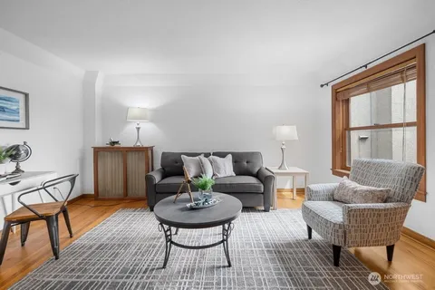 $318,000 | 519 West Roy Street, Unit 413, Seattle, WA 98119