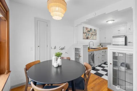 $318,000 | 519 West Roy Street, Unit 413, Seattle, WA 98119