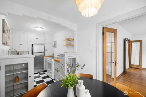 $318,000 | 519 West Roy Street, Unit 413, Seattle, WA 98119