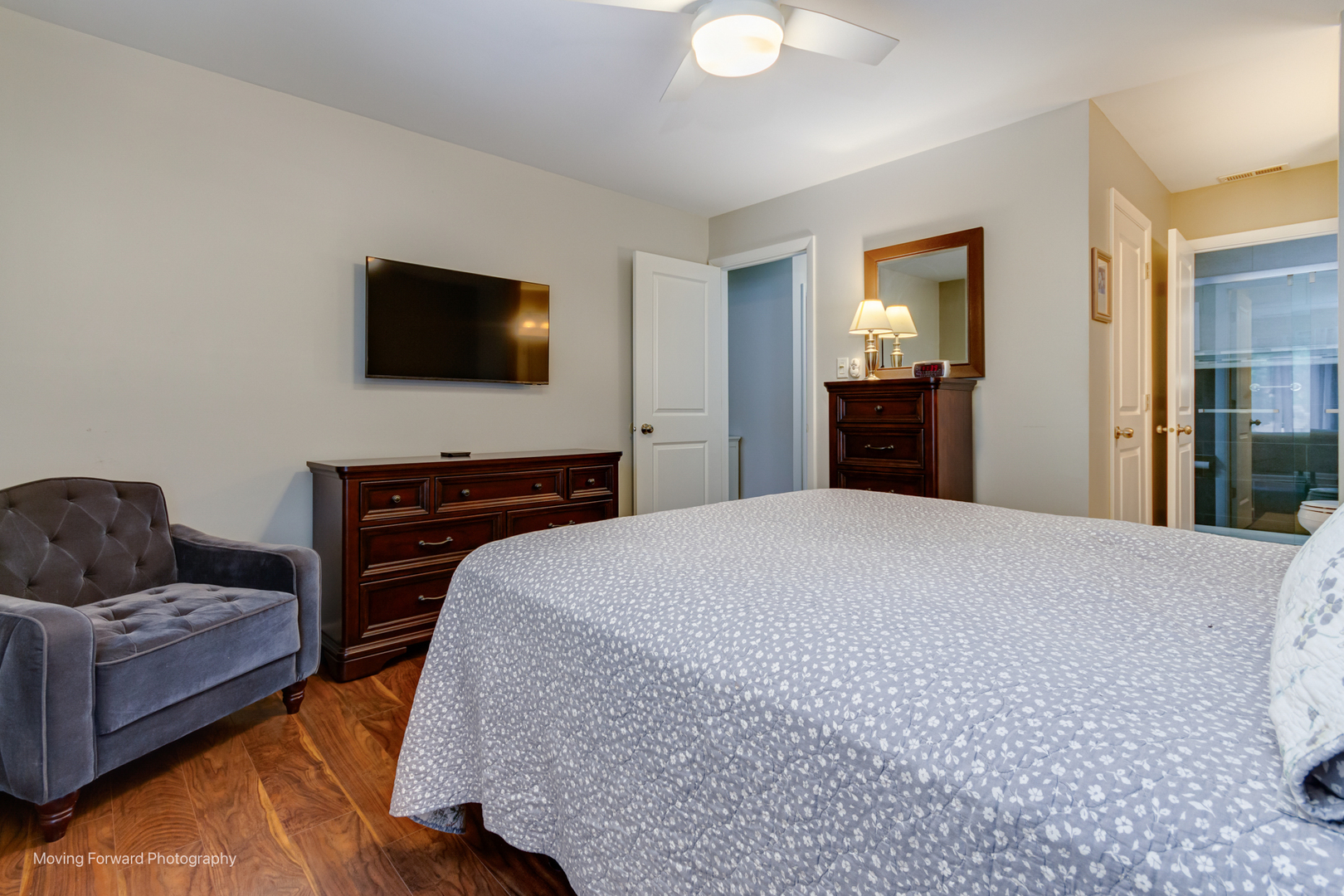 1701 Lakecliffe Drive, Unit D Wheaton, IL 60189 - Photo 14 of 35