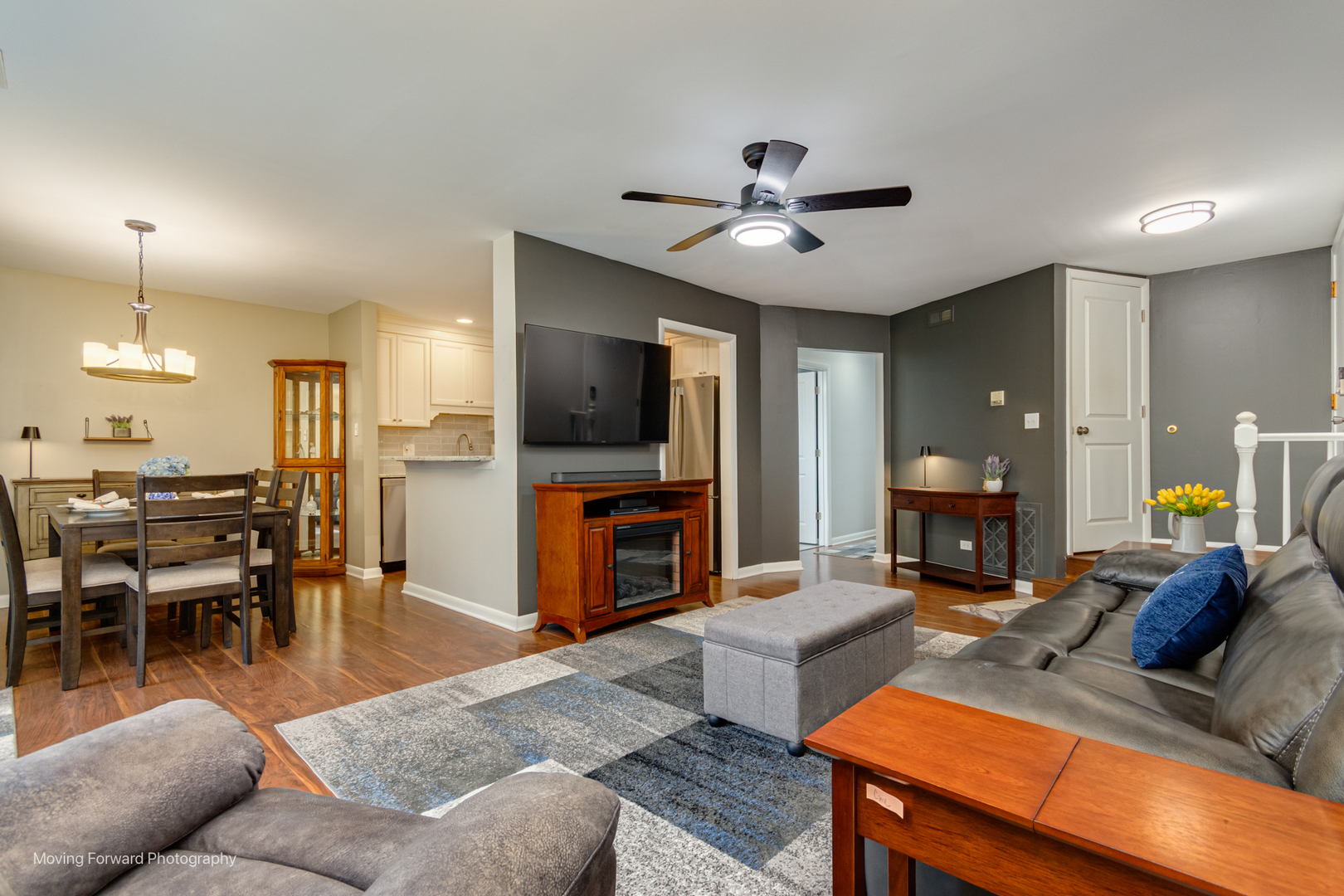 1701 Lakecliffe Drive, Unit D Wheaton, IL 60189 - Photo 6 of 35