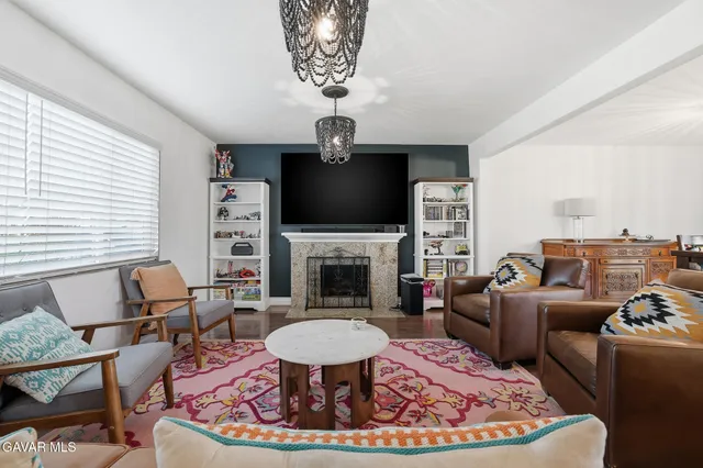 $799,900 | 143 Wendy Drive, Newbury Park, CA 91320