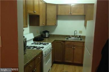 1629 Addison Road South, Unit 1629 District Heights, MD 20747 - Photo 2 of 6 Kitchen