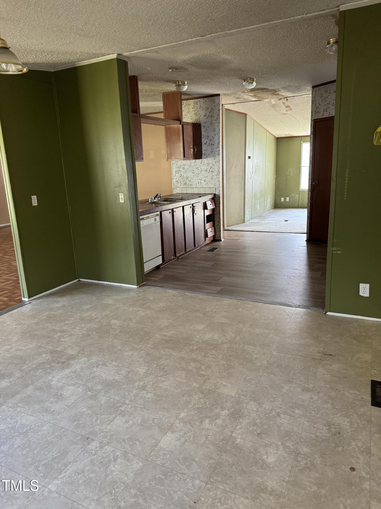137 Williamson Farm Road Dudley, NC 28333 - Photo 22 of 26 Dining Room