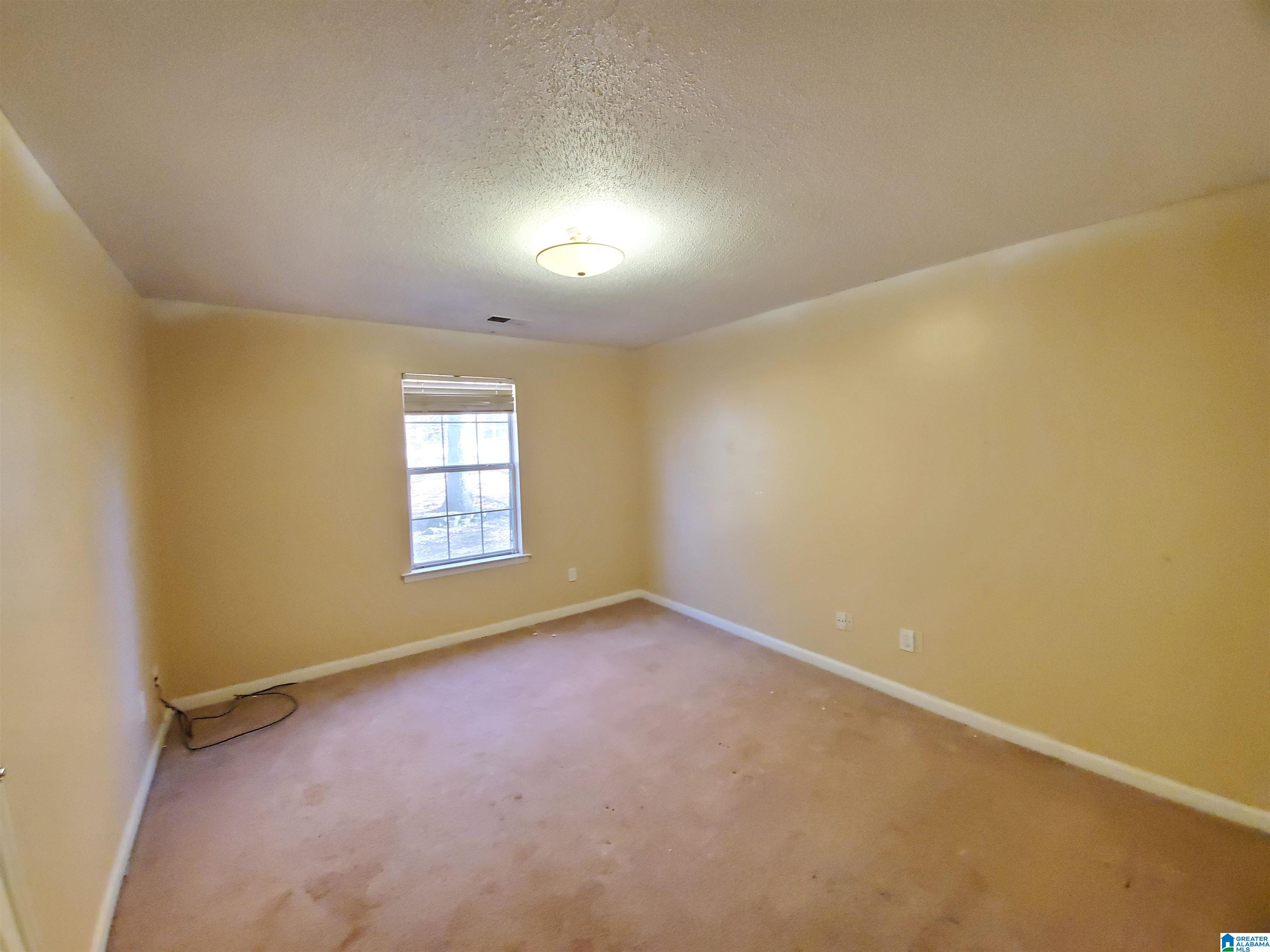 5004 Greenwood Road Southeast Bessemer, AL 35022 - Photo 8 of 17