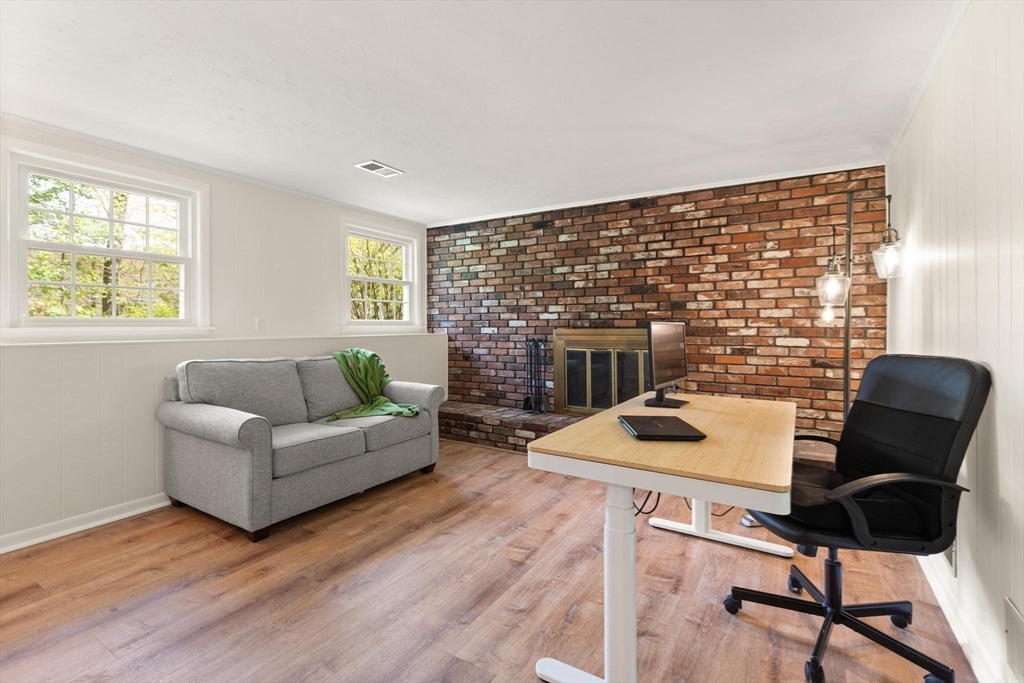 395 North Road Sudbury, MA 01776 - Photo 19 of 28