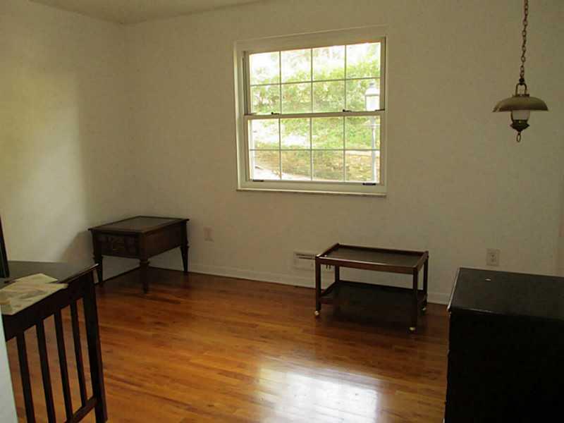 42 Churchill Road Churchill, PA 15235 - Photo 14 of 22 Bedroom. 4th bedroom.