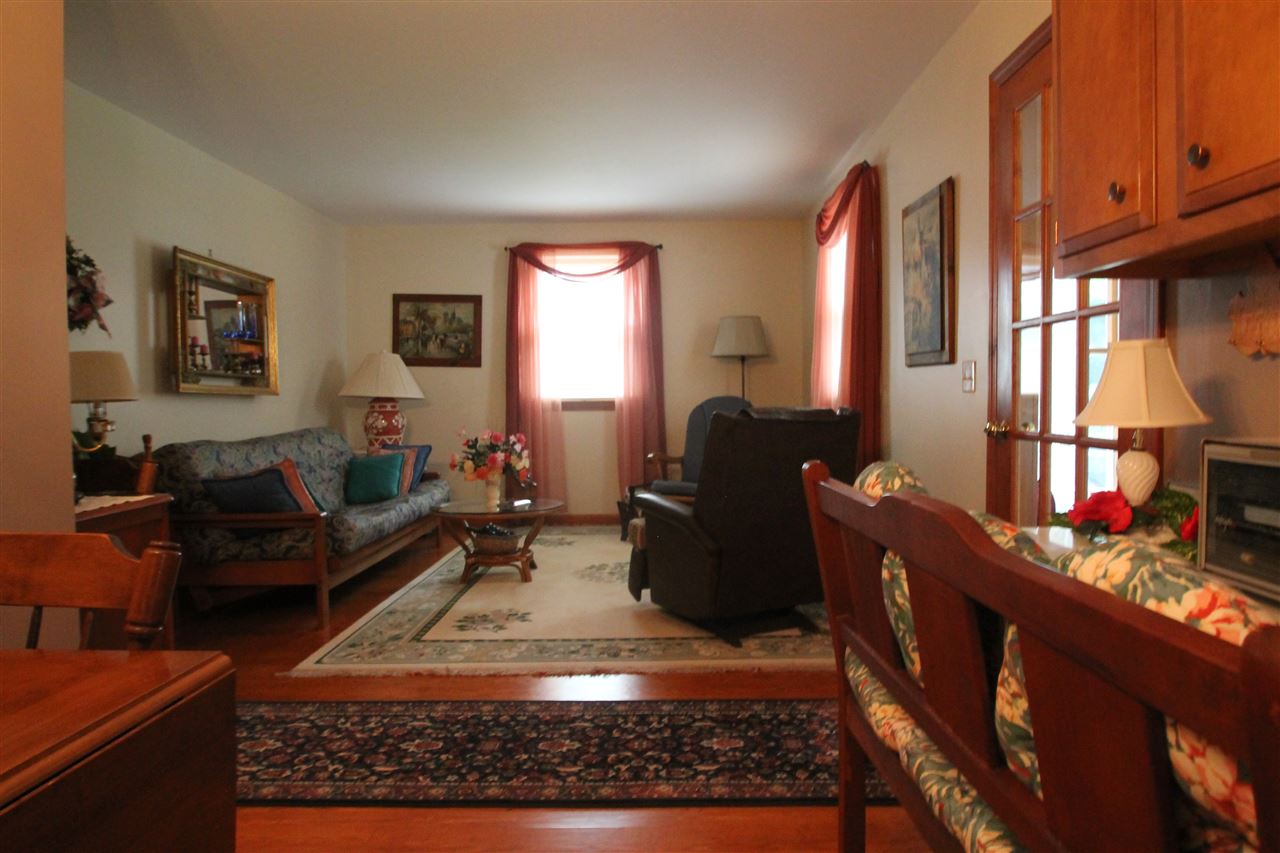 17 Strong Road Barre, VT 05641 - Photo 6 of 11