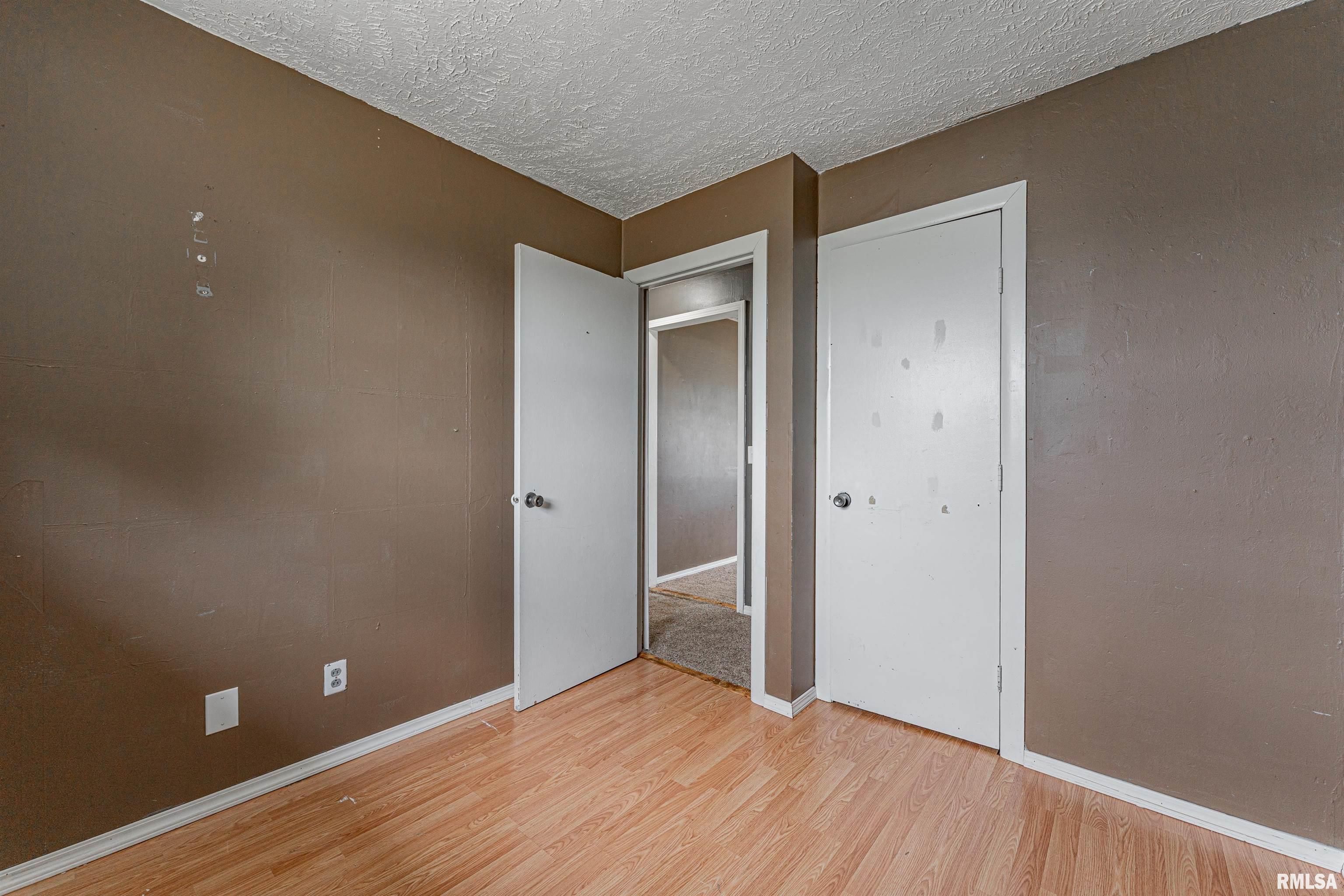 131 North Street Armington, IL 61721 - Photo 11 of 19 Gallery Image 11