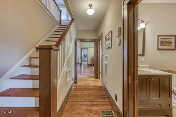 $630,000 | 604 West Maple Street, Johnson City, TN 37604