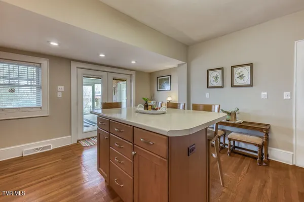 $630,000 | 604 West Maple Street, Johnson City, TN 37604