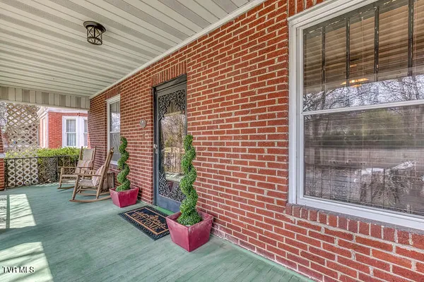 $630,000 | 604 West Maple Street, Johnson City, TN 37604