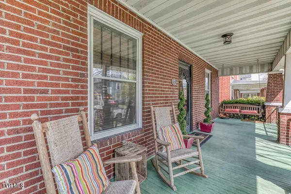 $630,000 | 604 West Maple Street, Johnson City, TN 37604