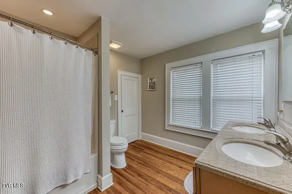 $630,000 | 604 West Maple Street, Johnson City, TN 37604