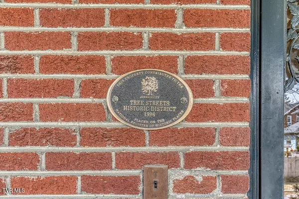 $630,000 | 604 West Maple Street, Johnson City, TN 37604